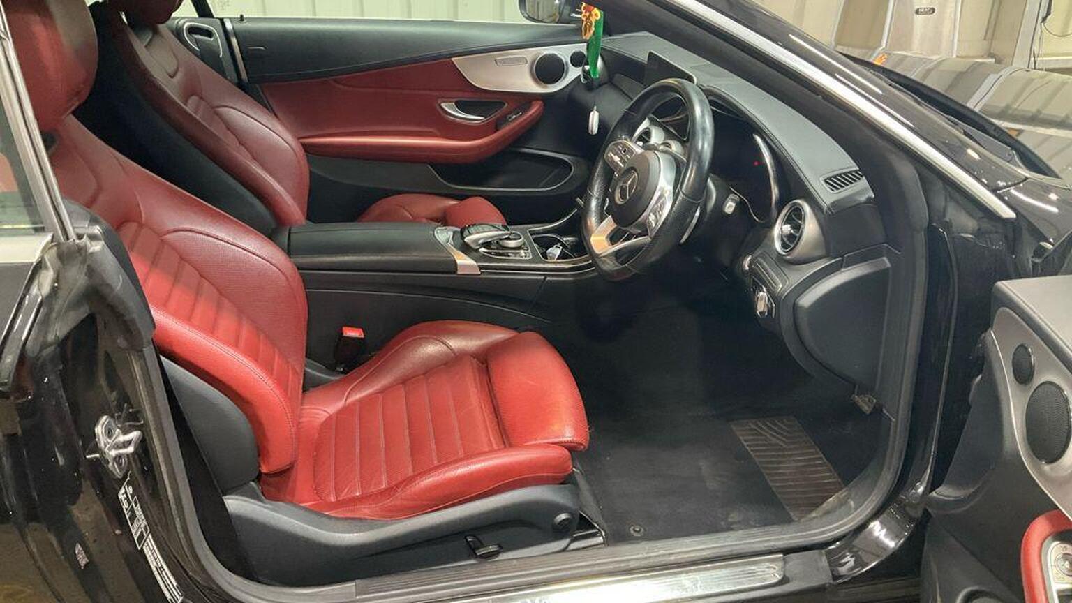 2019 Mercedes-Benz C Class image 12