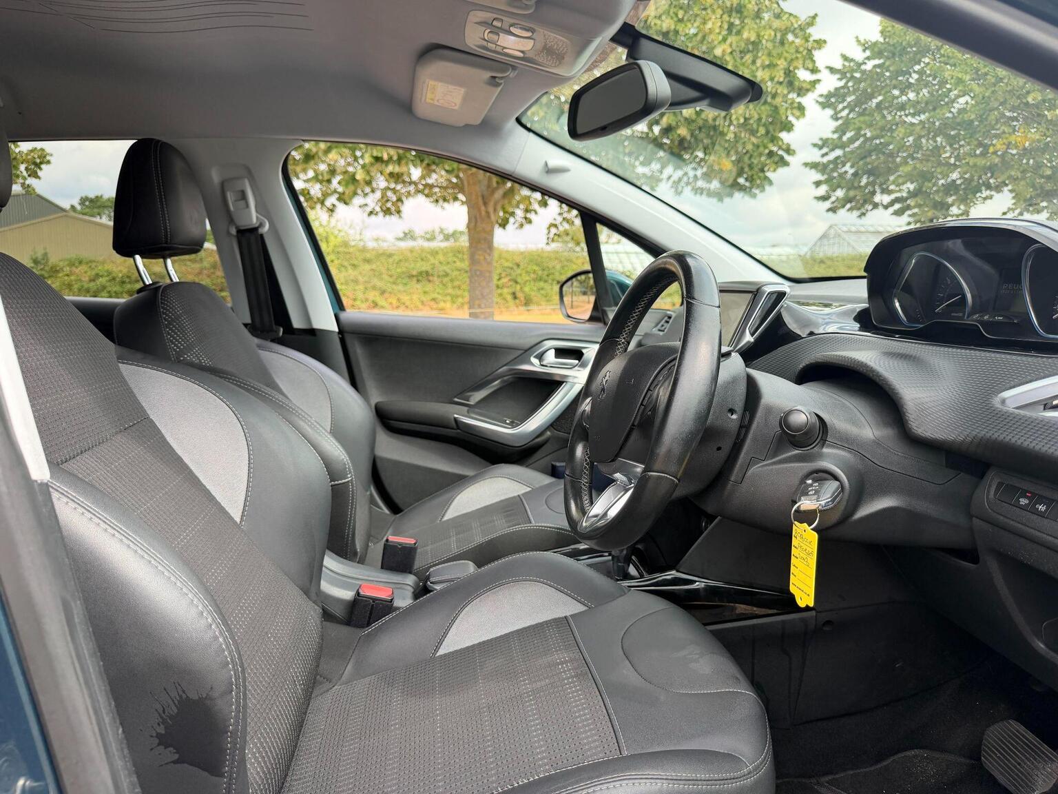 2018 Peugeot 2008 image 13