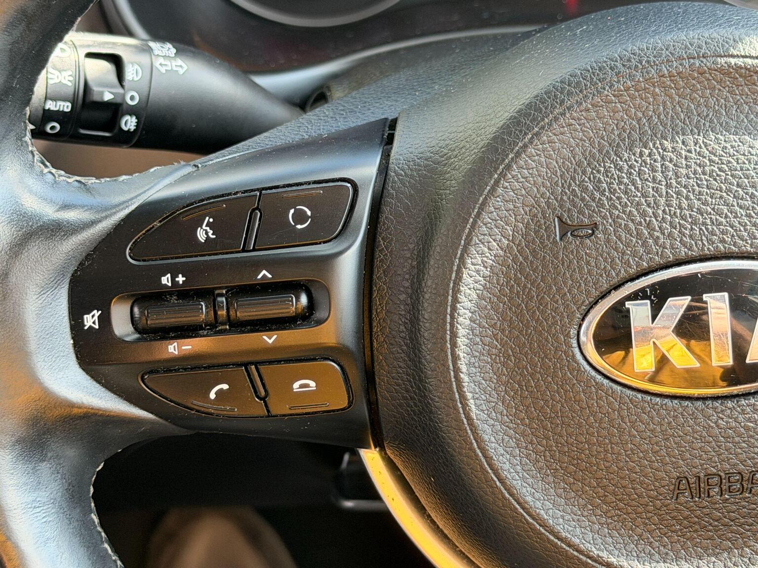 2018 Kia Stonic image 29