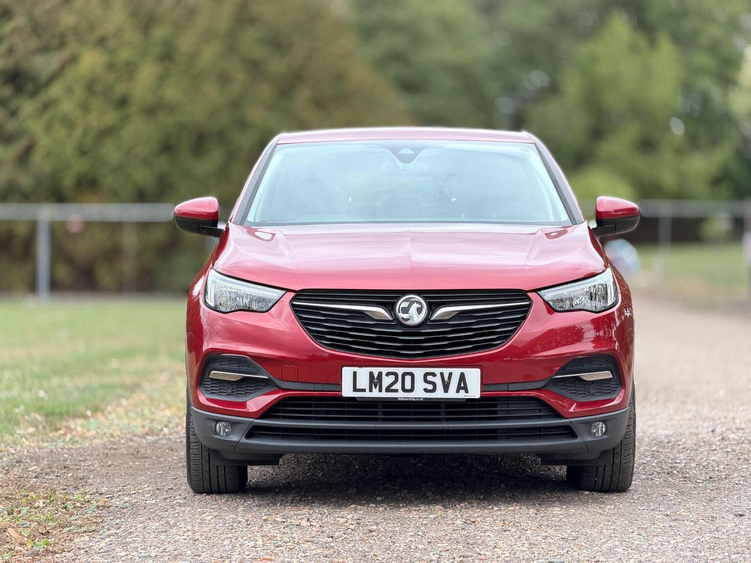 2020 Vauxhall Grandland X image 19