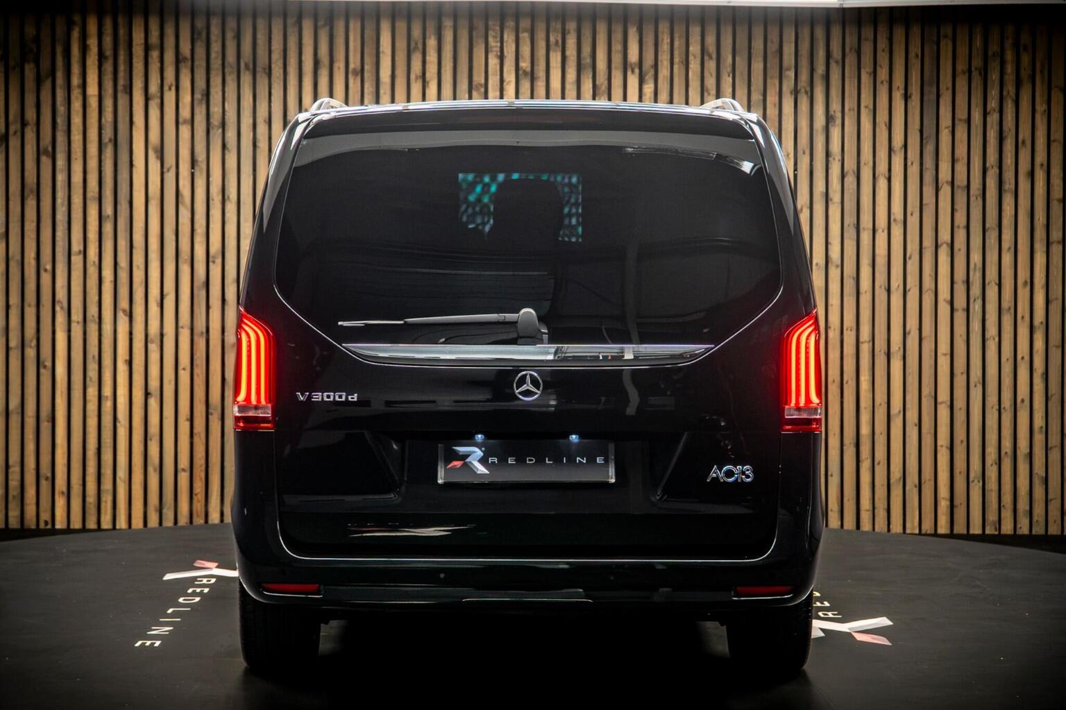 2024 Mercedes-Benz V Class V300d AMG Line XLWB — photograph 5