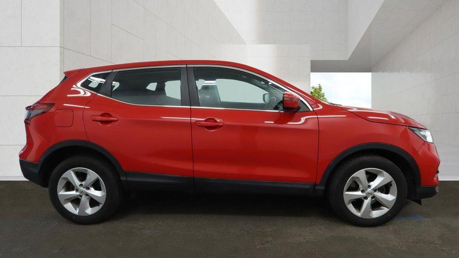 2019 Nissan Qashqai image 2
