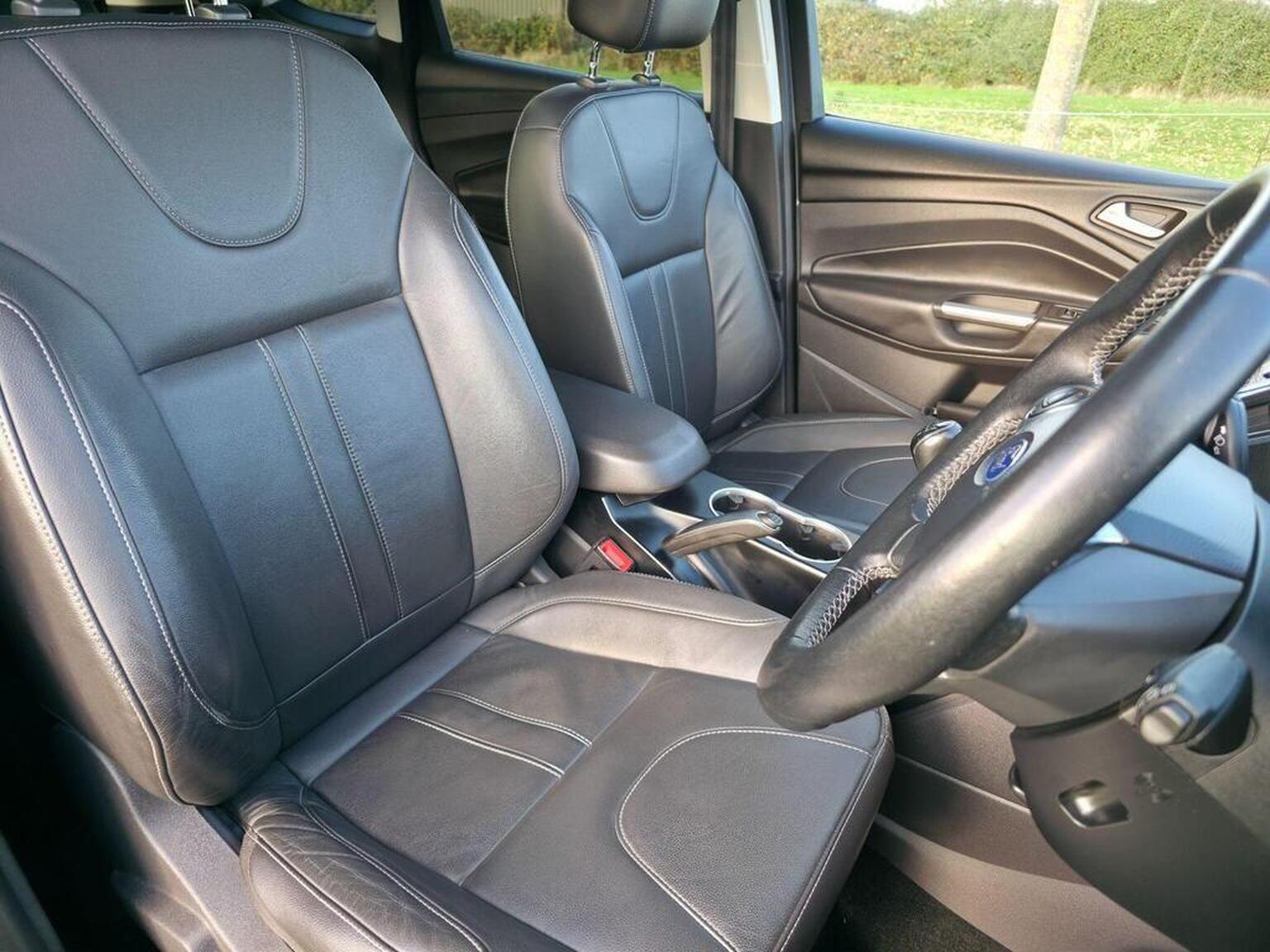 2014 Ford Kuga image 29