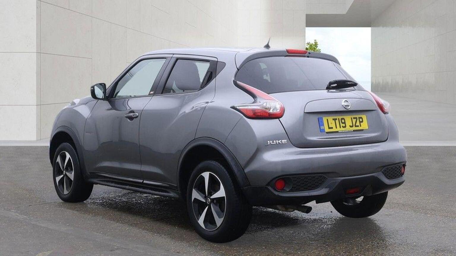2019 Nissan Juke image 6