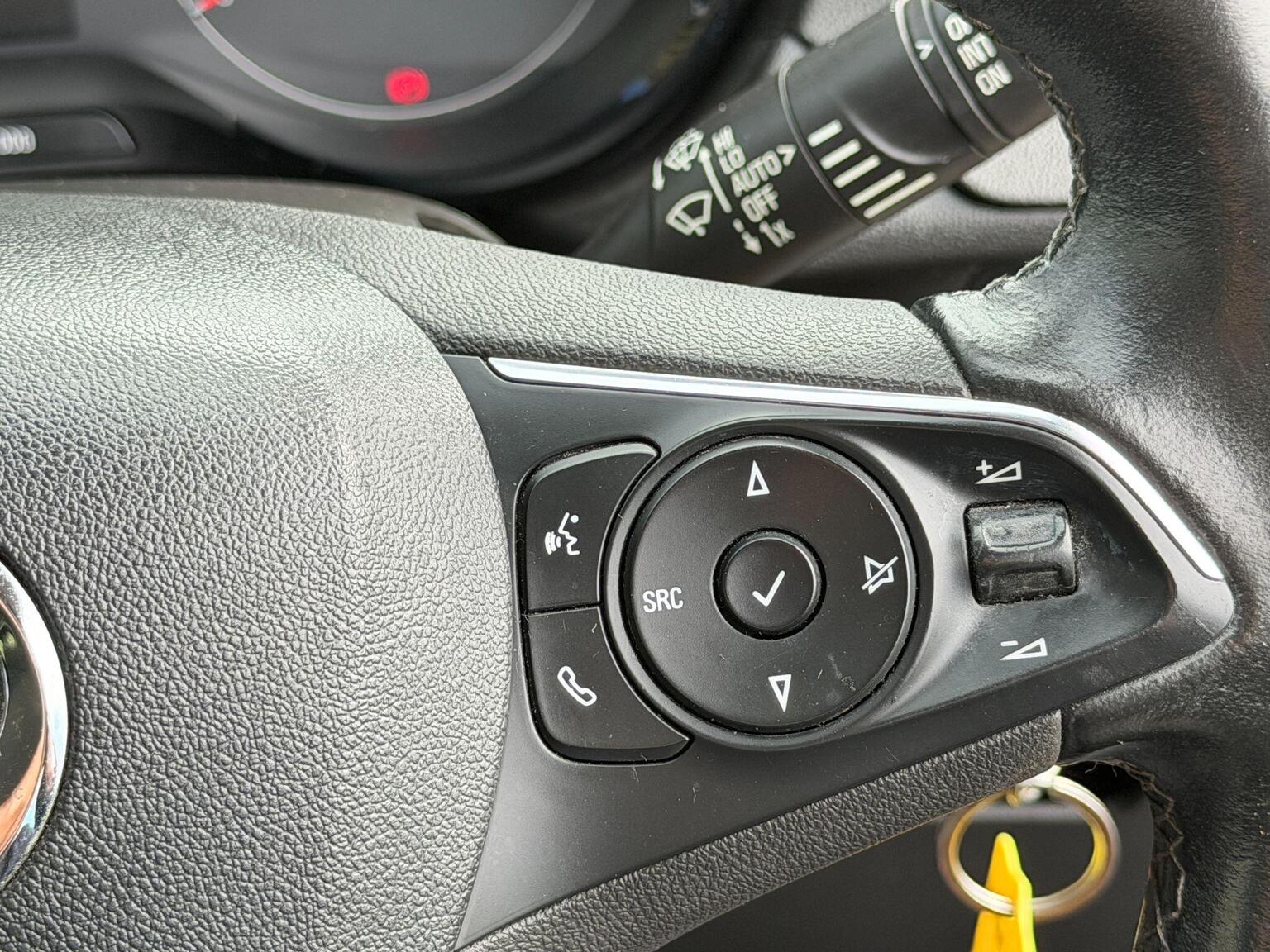 2020 Vauxhall Grandland X image 35