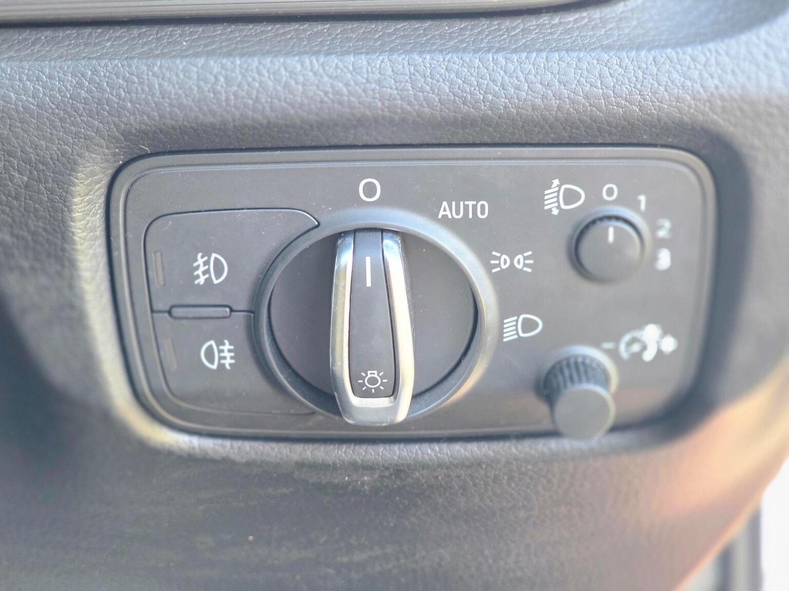 2014 Audi A3 image 36