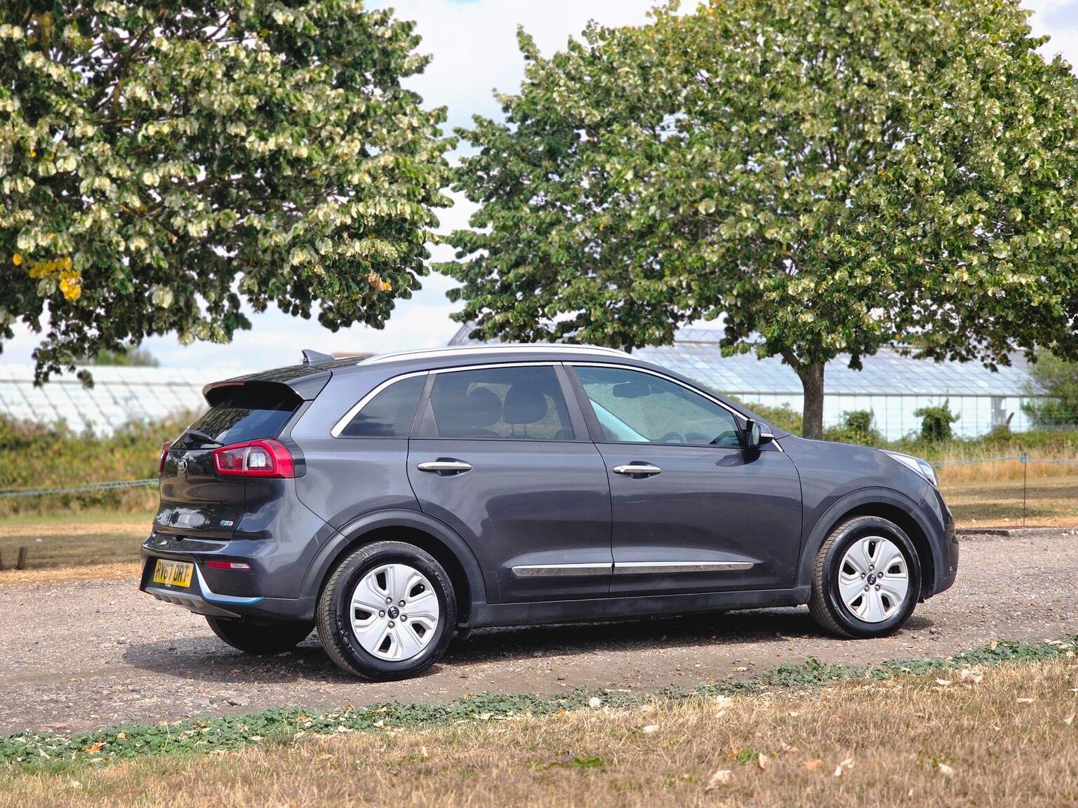 2017 Kia Niro image 6