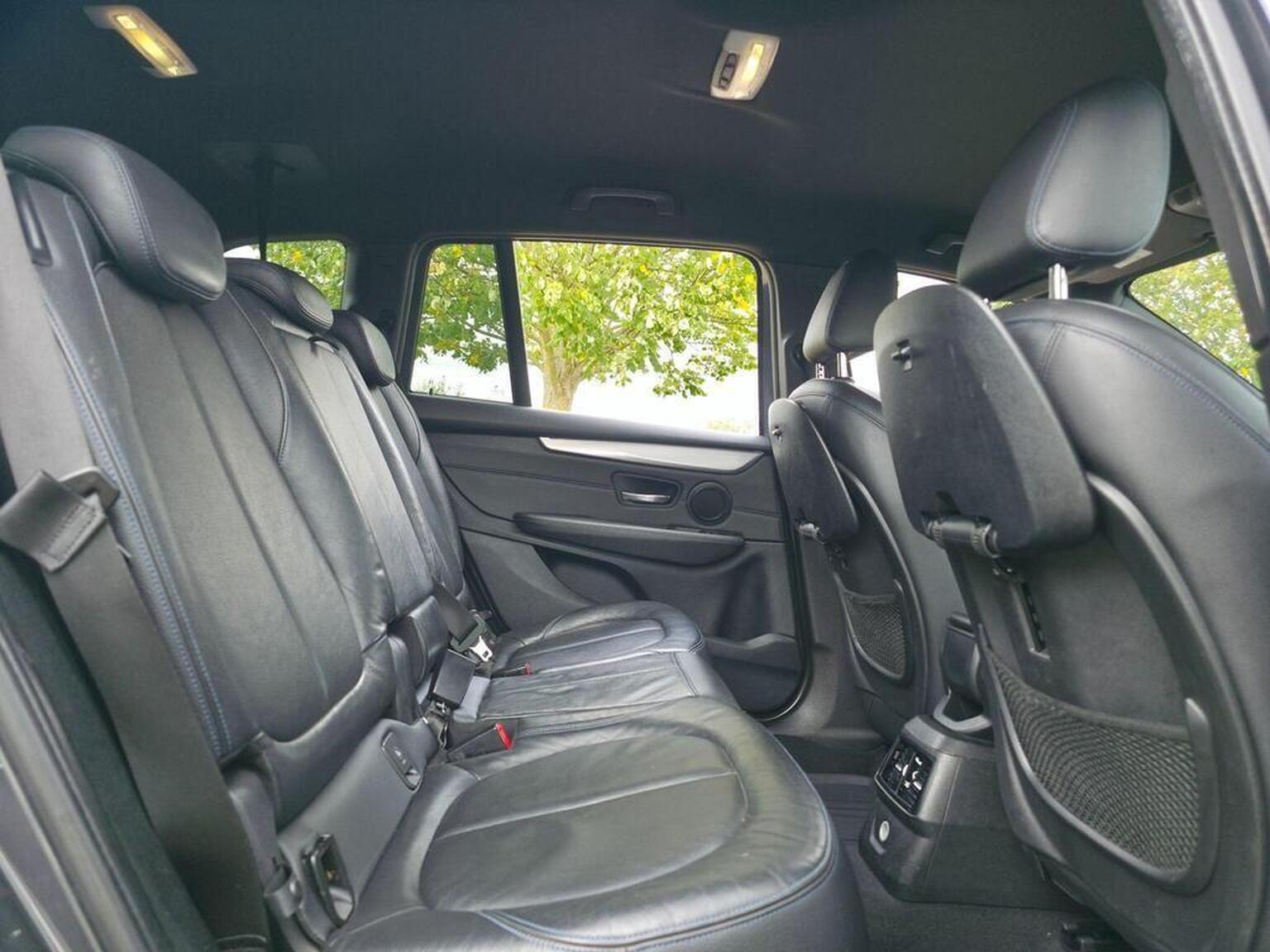 2016 BMW 2 Series Gran Tourer image 21
