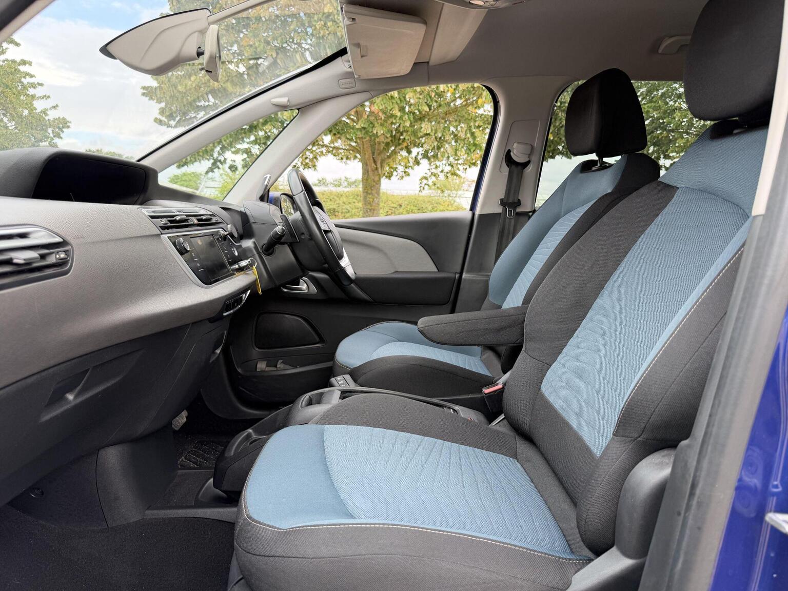 2019 Citroen Grand C4 SpaceTourer image 25