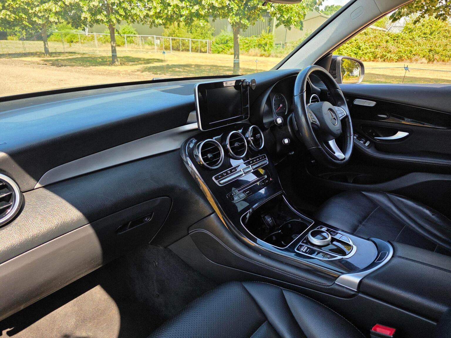 2018 Mercedes-Benz GLC image 29