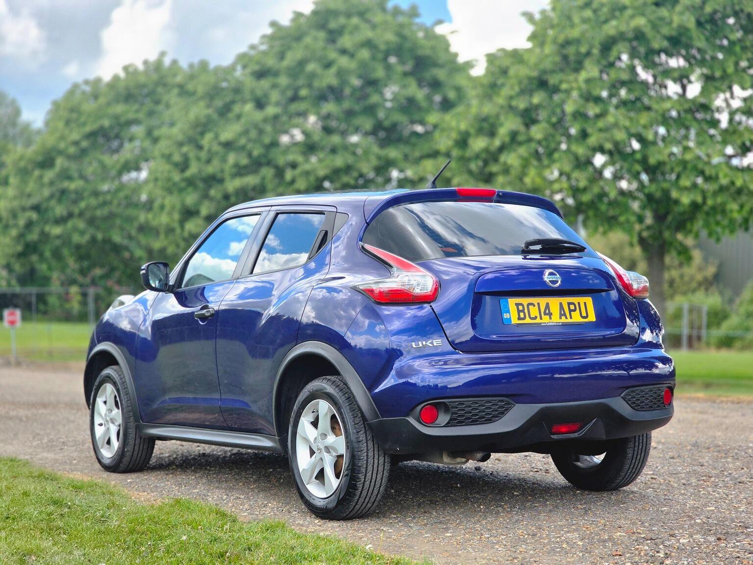 2014 Nissan Juke image 11