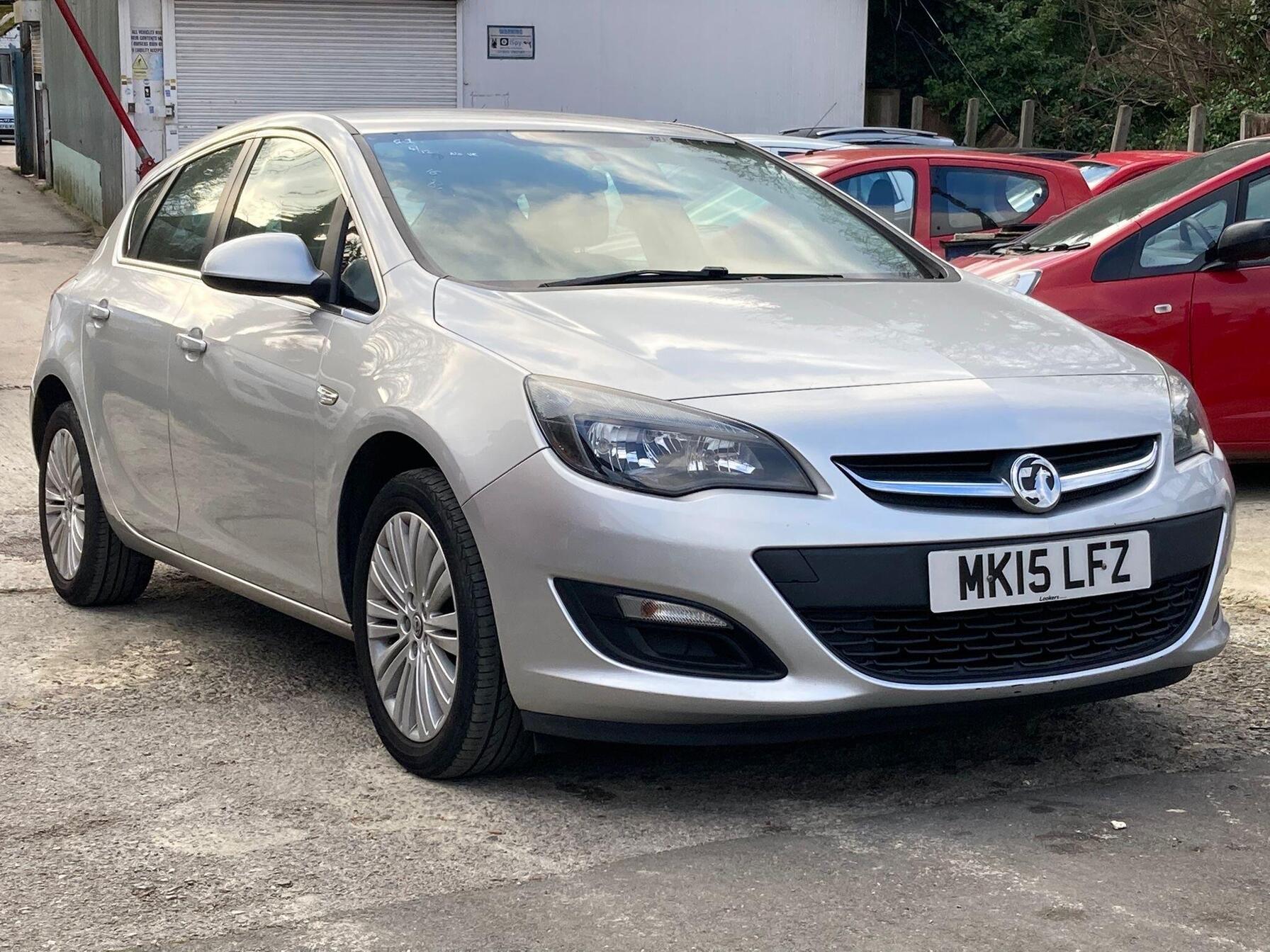 2015 Vauxhall Astra