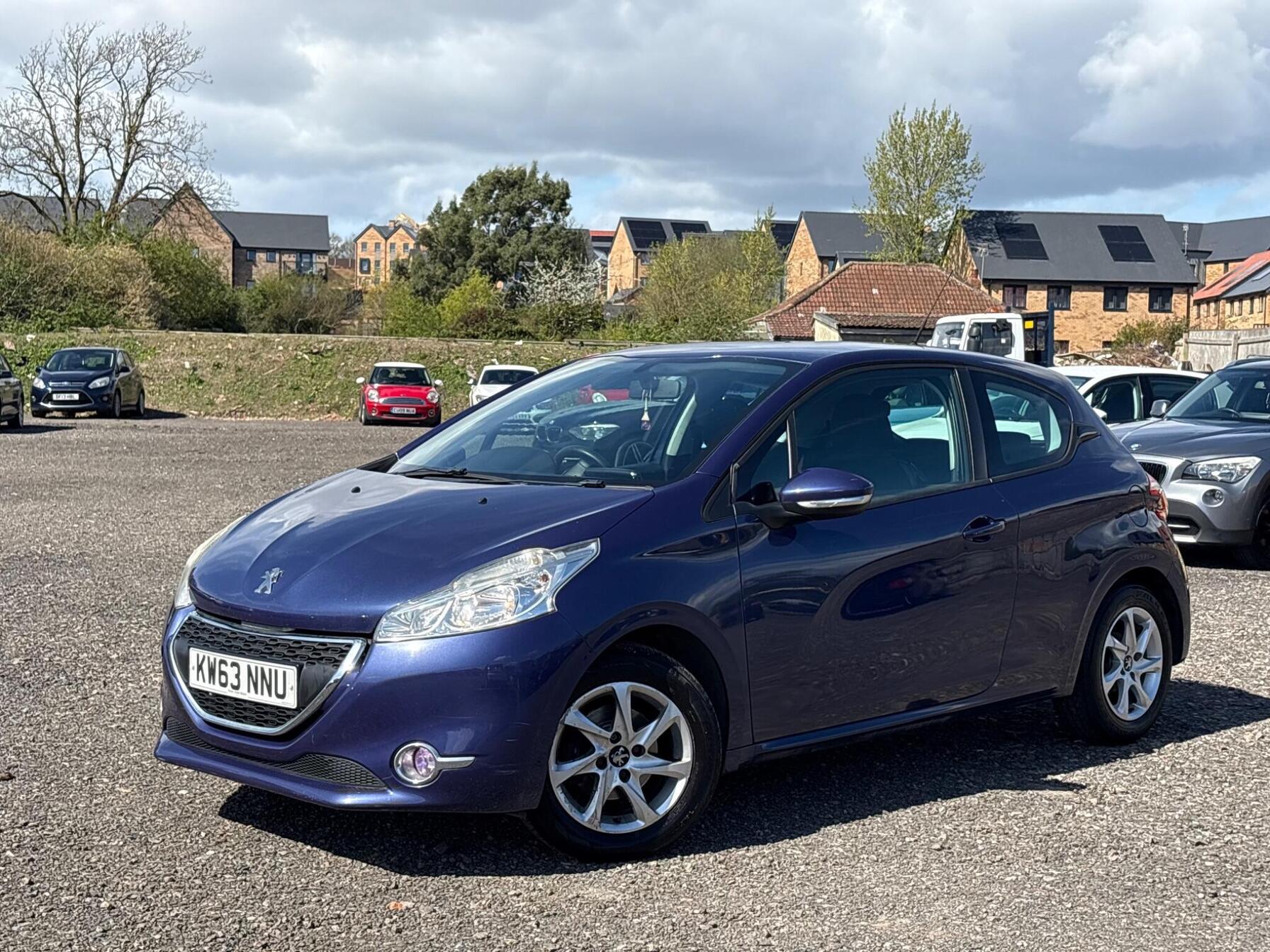 2014 Peugeot 208