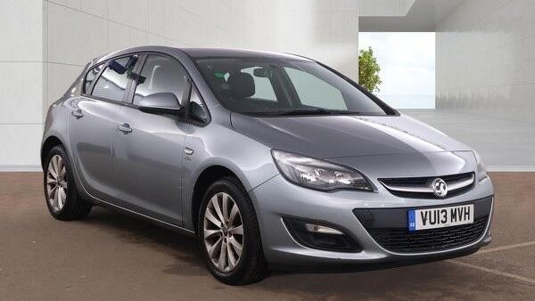 2013 Vauxhall Astra