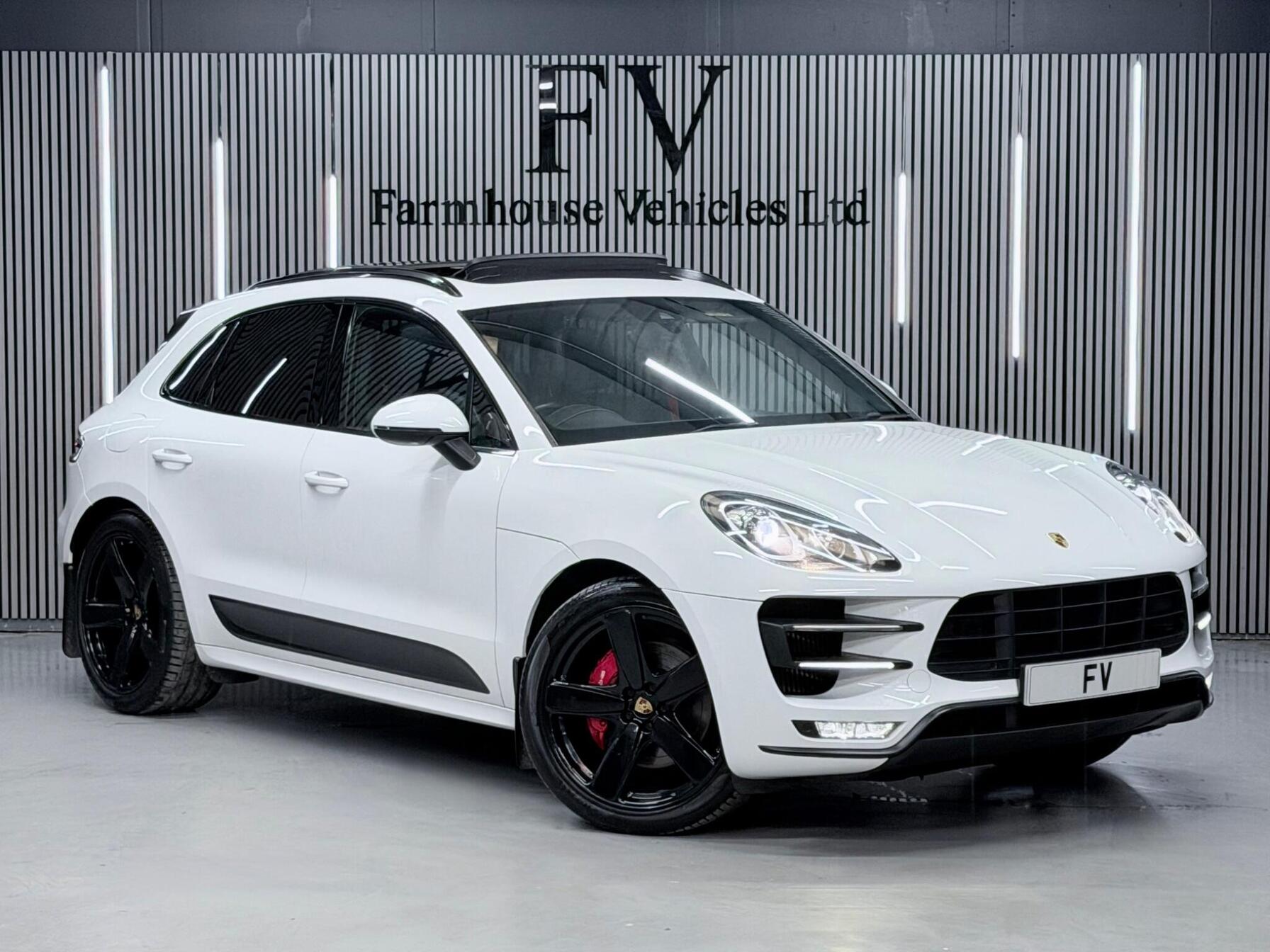 2016 Porsche Macan
