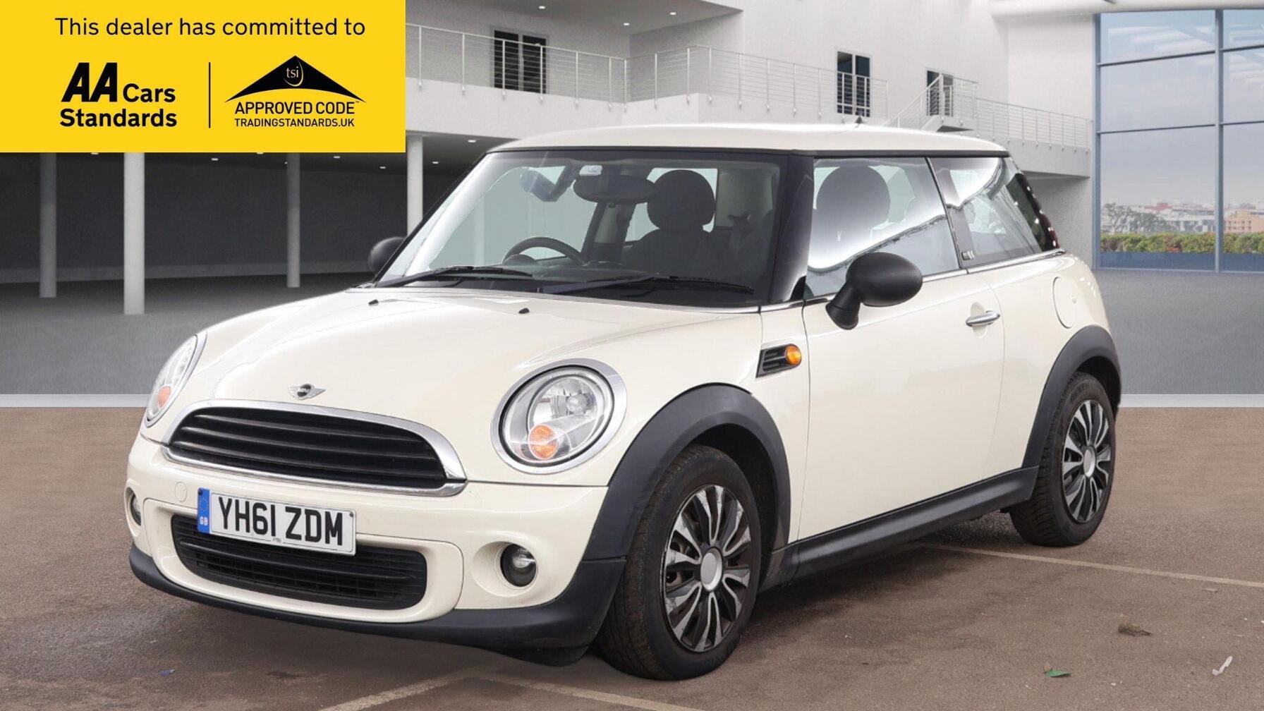 2011 MINI Hatch