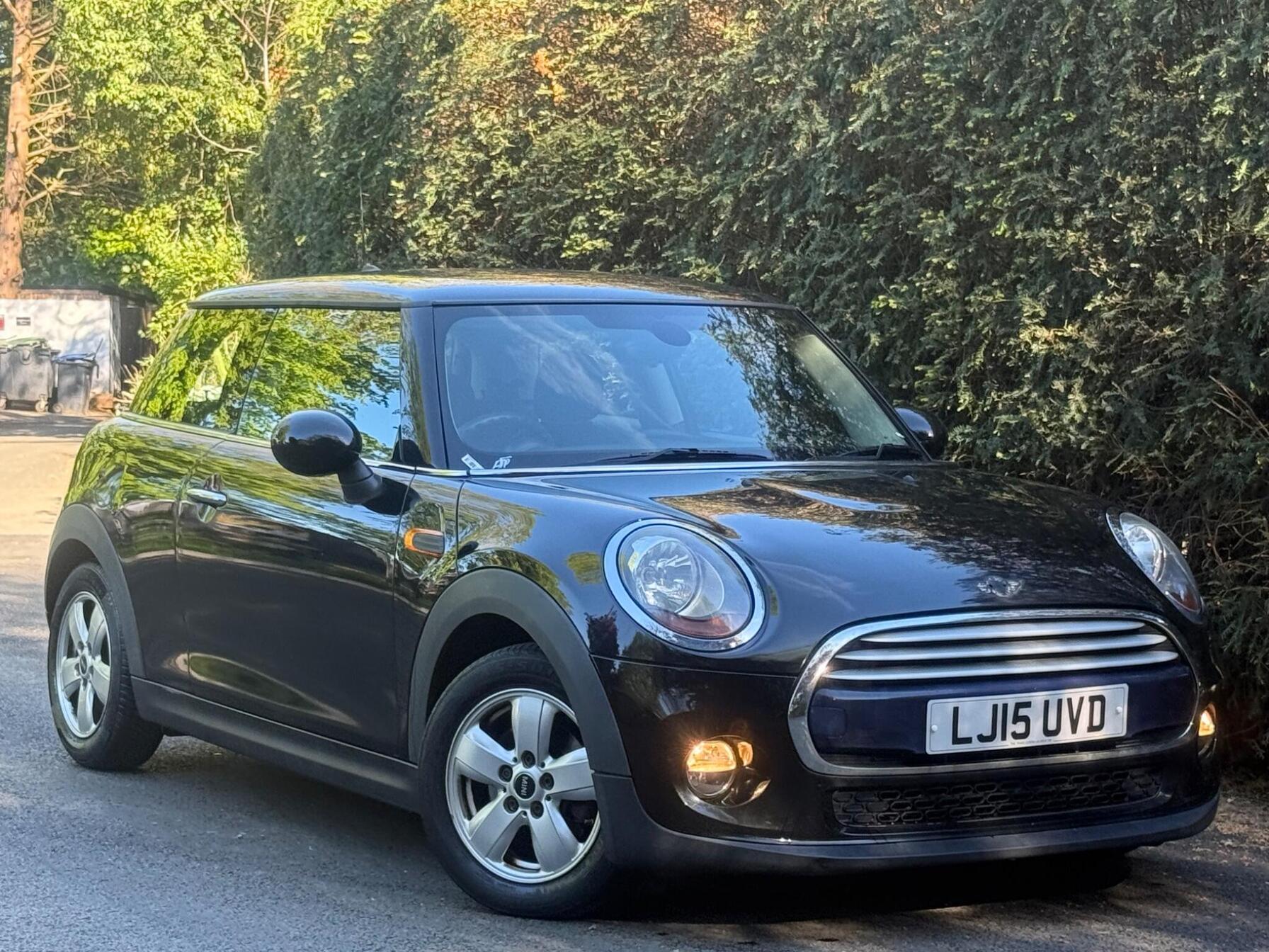 2015 MINI Hatch