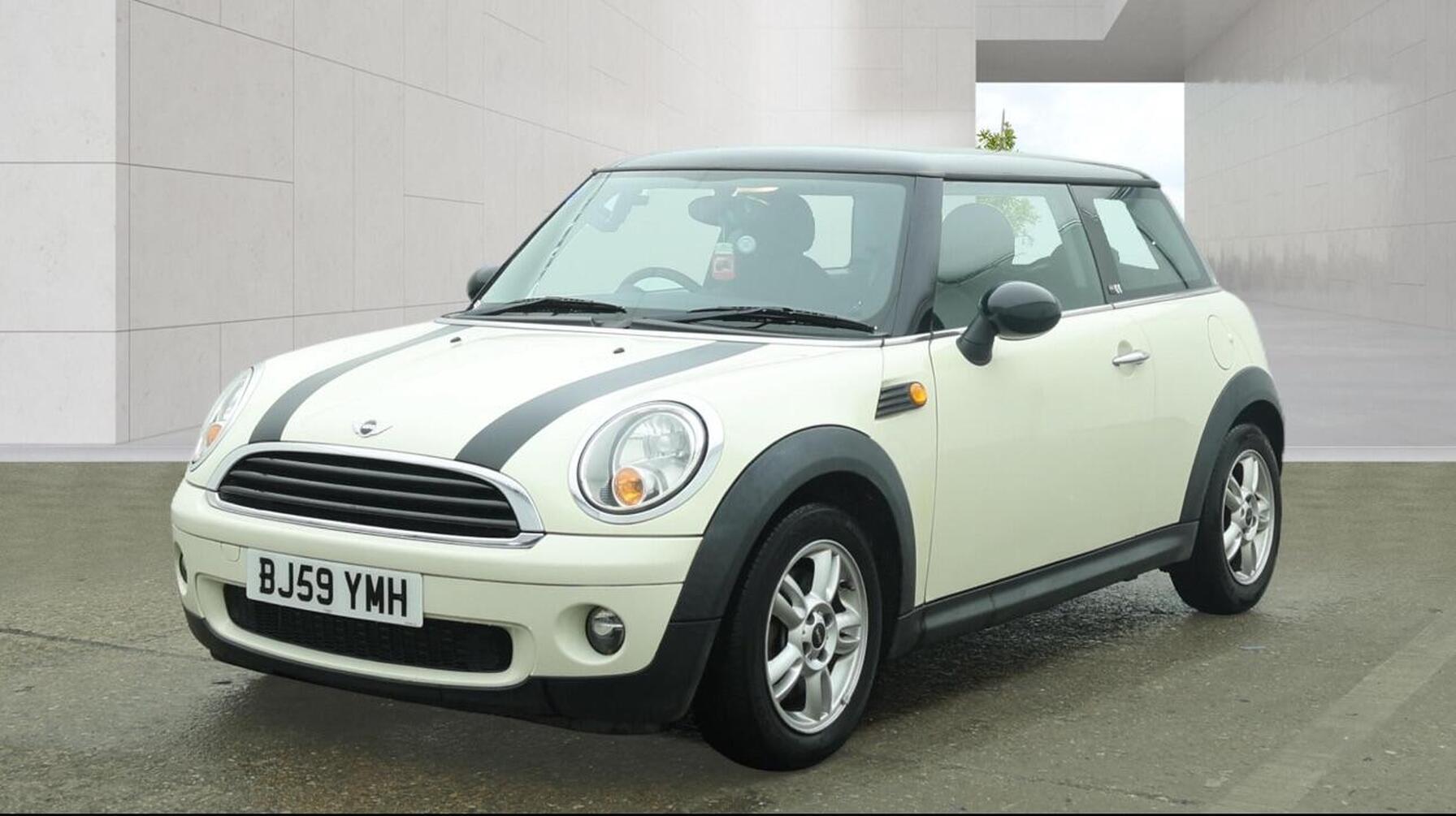 2009 MINI Hatch