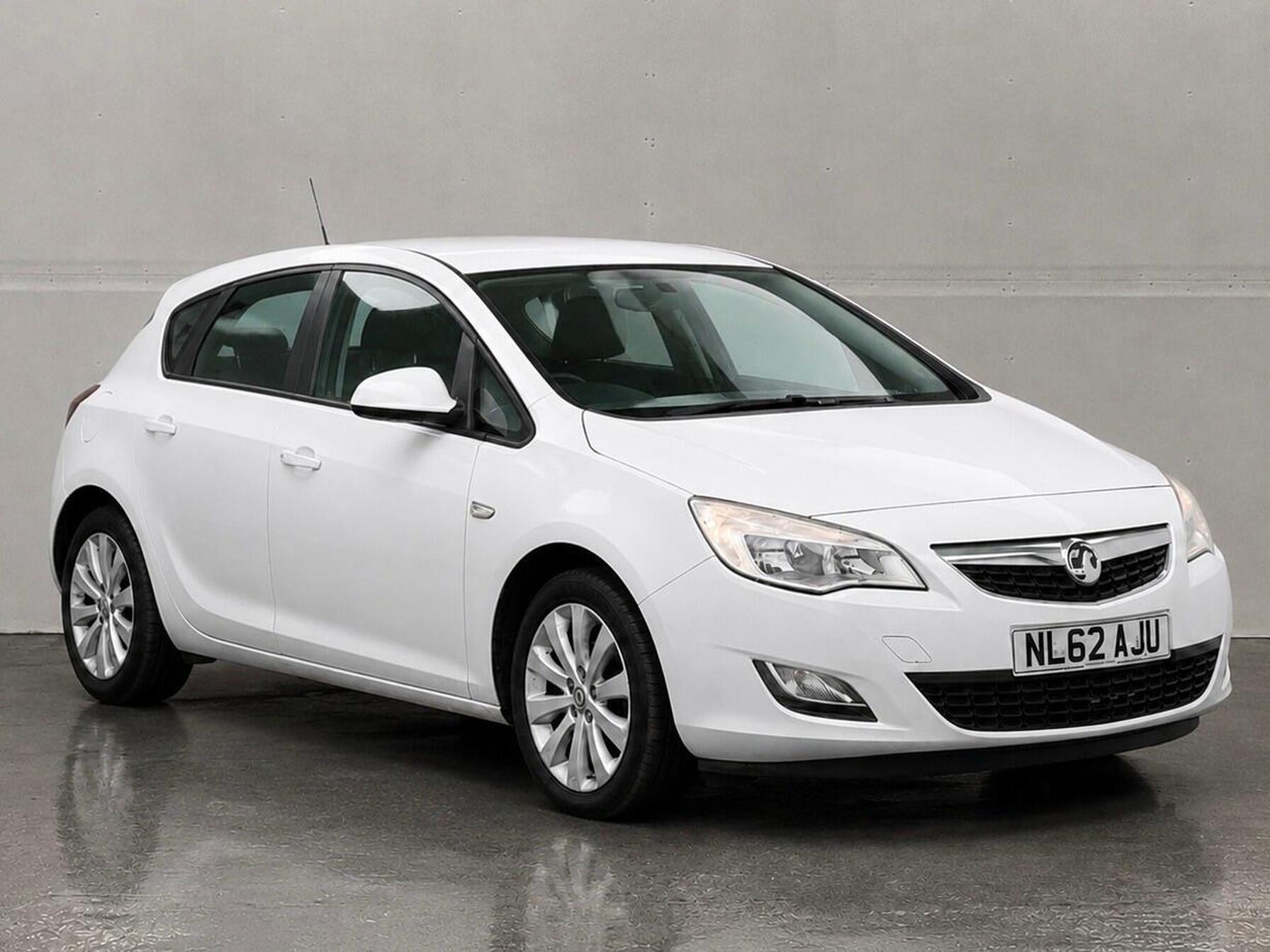 2012 Vauxhall Astra