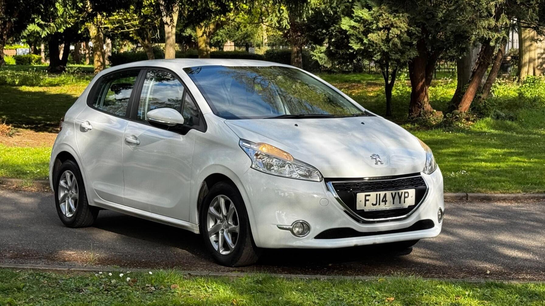 2014 Peugeot 208