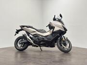Honda Forza 750