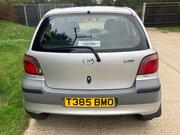 Toyota Yaris Hatchback 1.0 VVT-i 16v GS 5dr