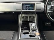 Jaguar XF Saloon 2.2d R-Sport Auto Euro 5 (s/s) 4dr
