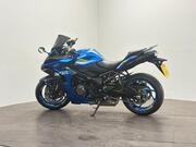 Suzuki GSX-S1000GT+