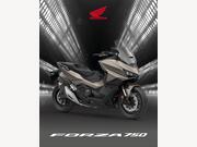 Honda Forza 750