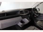 Volkswagen Transporter Shuttle