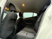 Mazda Mazda3 Hatchback 2.0 SKYACTIV-G Sport Nav Euro 5 (s/s) 5dr