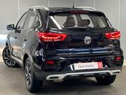 MG MG ZS