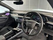 Audi e-tron S