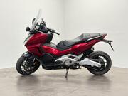 Honda Forza 750
