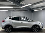 MG MG ZS