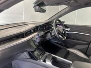 Audi e-tron S
