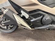 Honda Forza 750