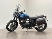 Triumph Street Twin