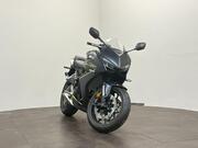 Honda CBR650R