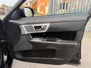 Jaguar XF Saloon 2.2d R-Sport Auto Euro 5 (s/s) 4dr
