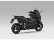 Honda Forza 750