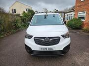 cf99dd0628154f918ad2e7a56af61813