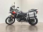 Triumph Tiger 900