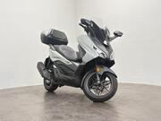 Honda Forza 125