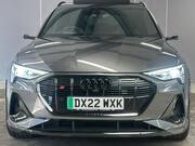 Audi e-tron S