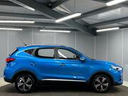 MG MG ZS
