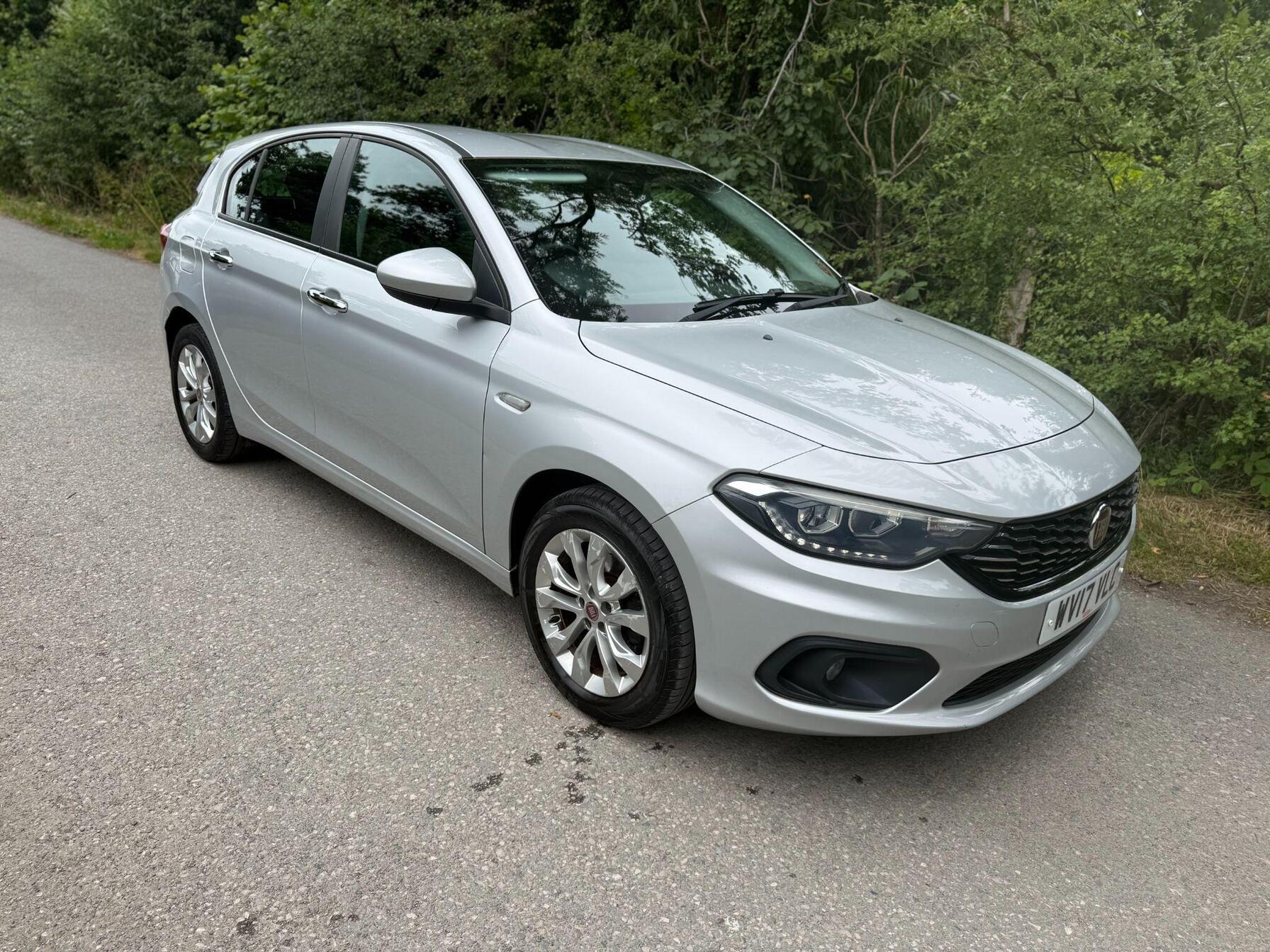 2017 Fiat Tipo — photo 1 of 5