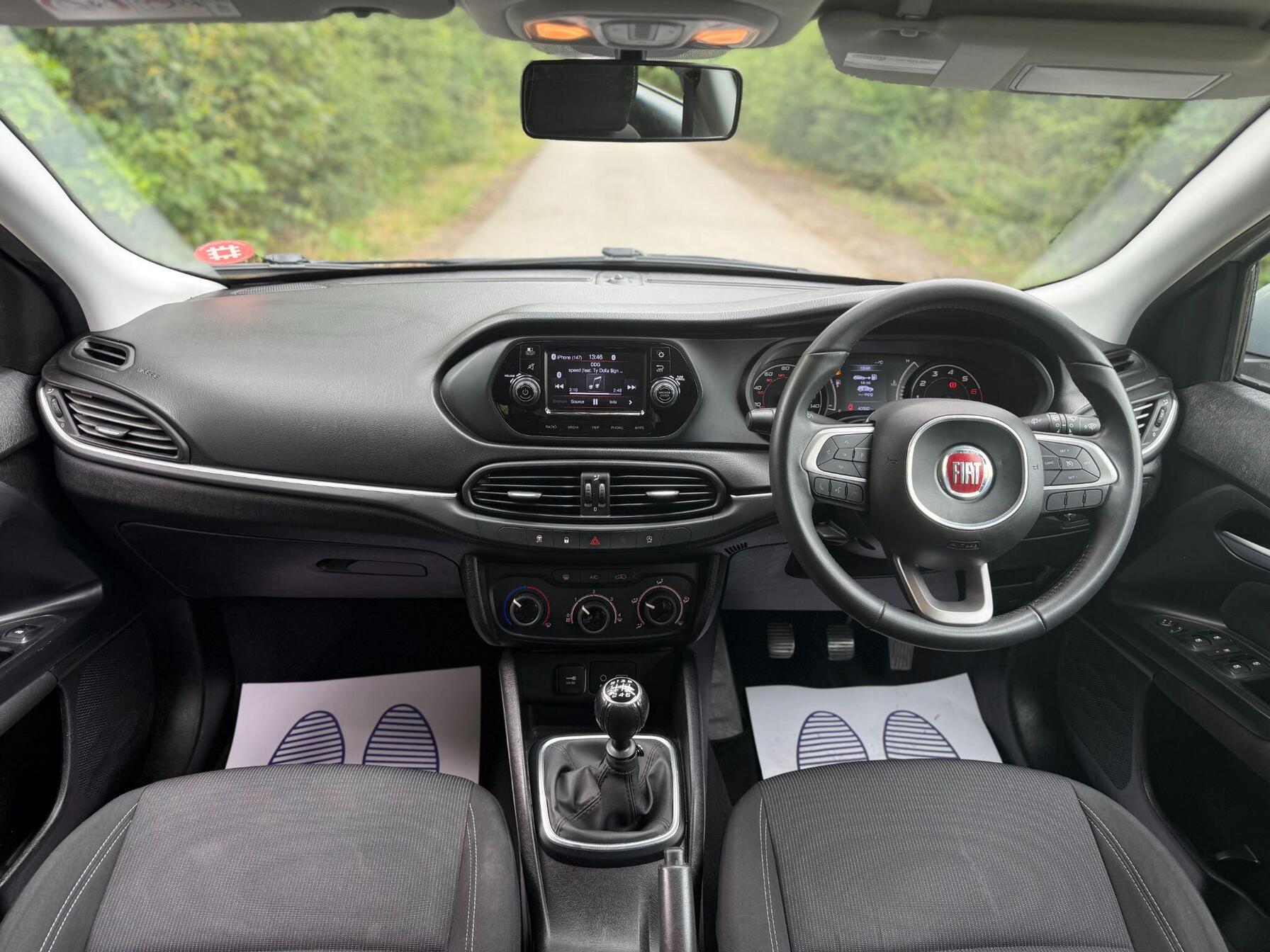 2017 Fiat Tipo thumbnail 18