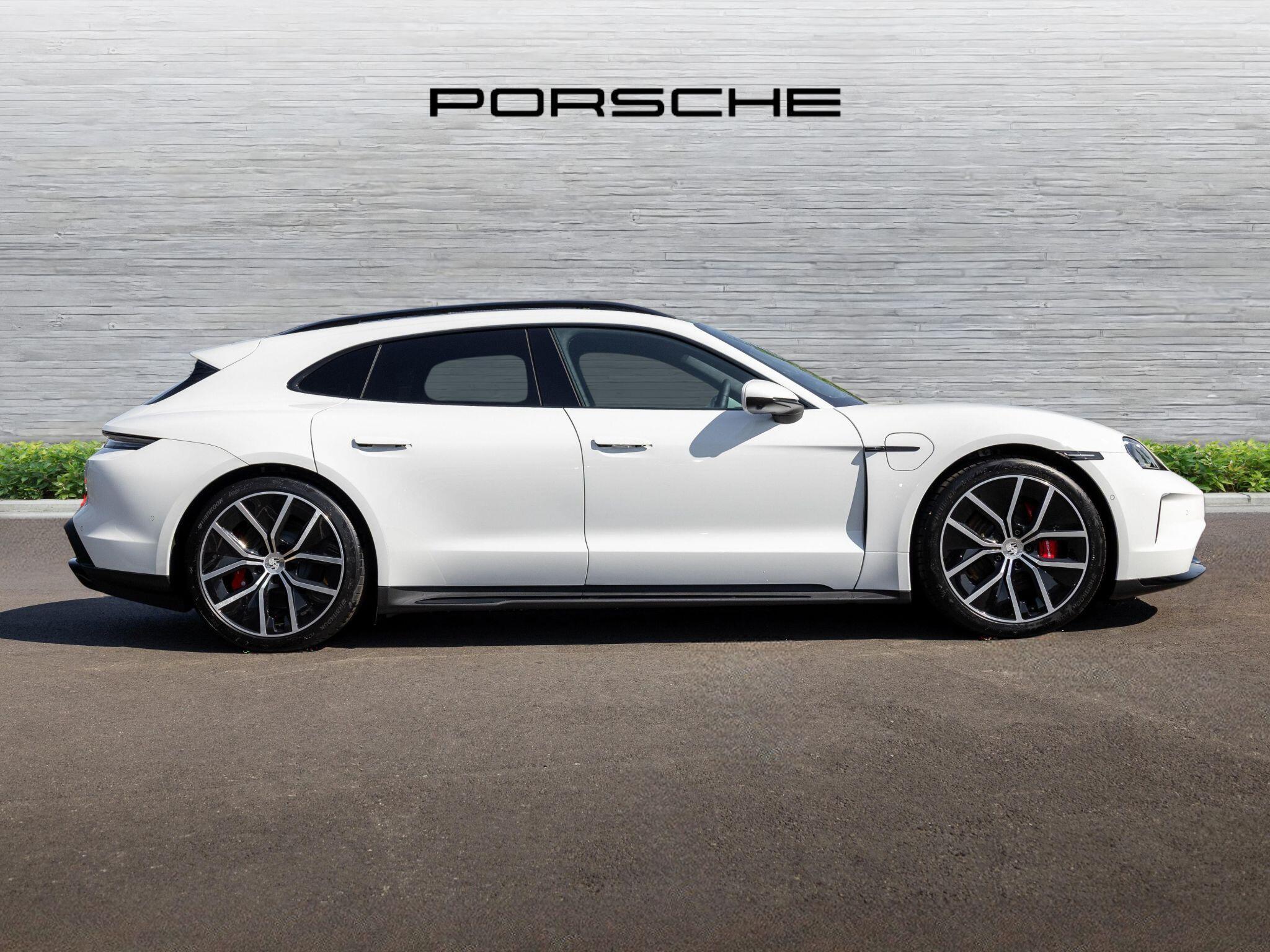 Taycan 4S Sport Turismo, photo 2 of 59