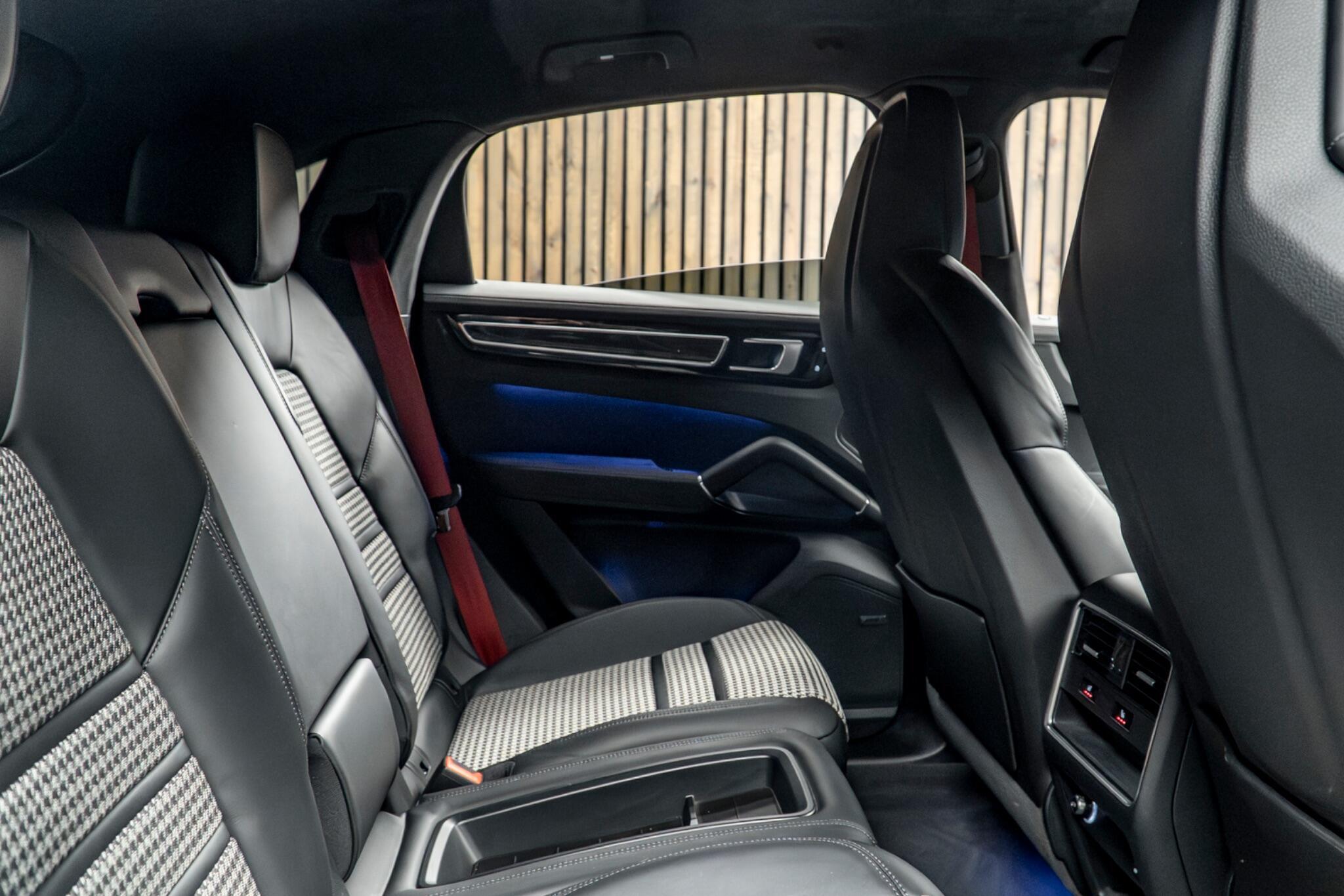 Cayenne GTS, photo 48 of 48